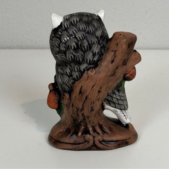 Vintage Hand-painted Ceramic Owl Figurine - Picture 3 of 9